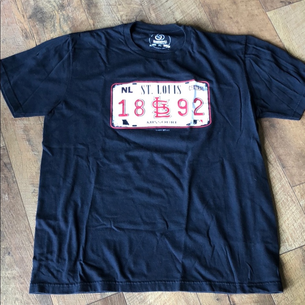 🎉10/$10 St Louis Cardinals short sleeved tshirt
